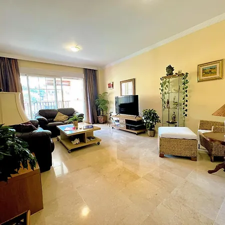 Beautiful With Pools, Playground And Paddle Tennis - Family Friendly And Near Vithas Hospital - Free Parking In Garage