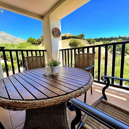 Beautiful With Pools, Playground And Paddle Tennis - Family Friendly And Near Vithas Hospital - Free Parking In Garage Appartamento
