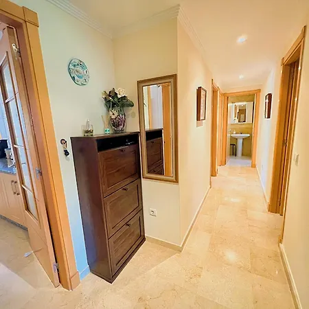 Apartment Serene Family Oasis: Poolside Retreat With Convenient Amenities
